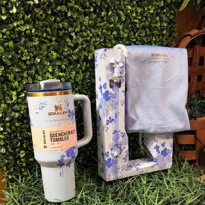 Stanley x Loveshack Fancy 40oz Quencher H2.0 Blue Floral Limited Edition - NEW